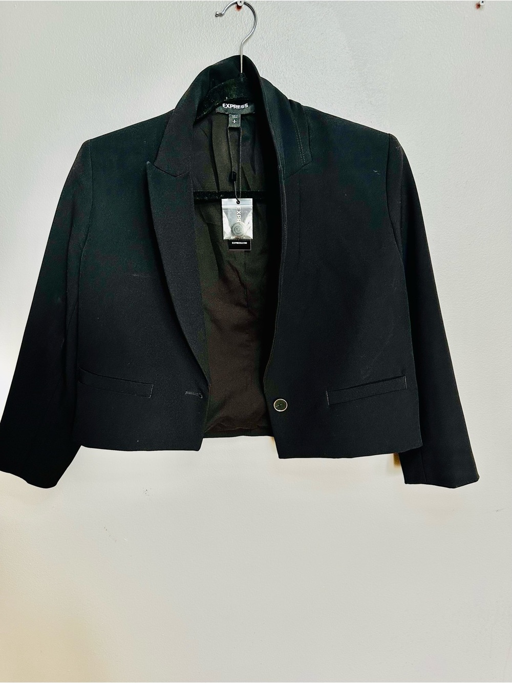 Express Black Cropped Blazer with Single-Button Closure
